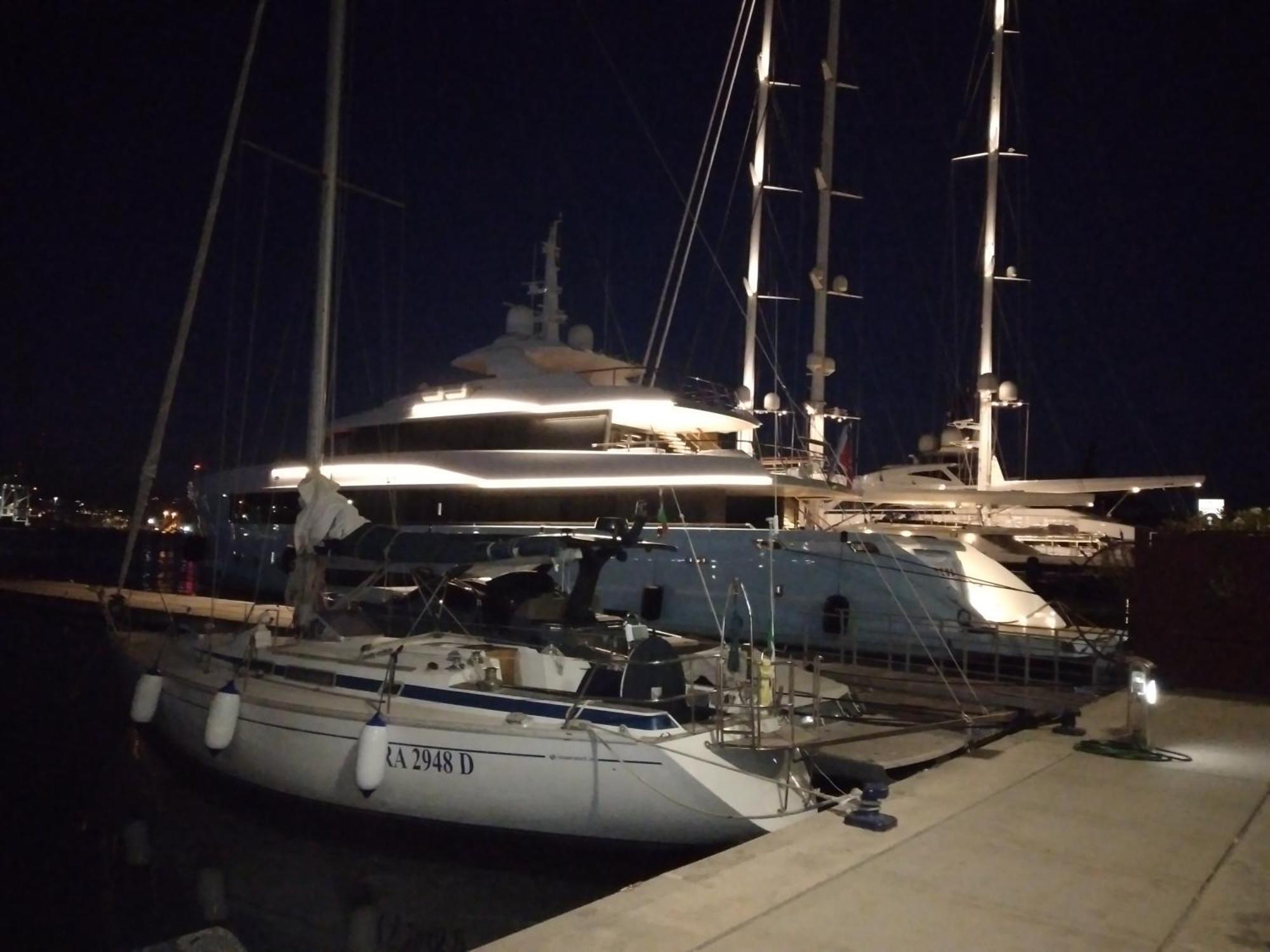 Hotel Bed And Boat Holiday La Spezia Exterior foto