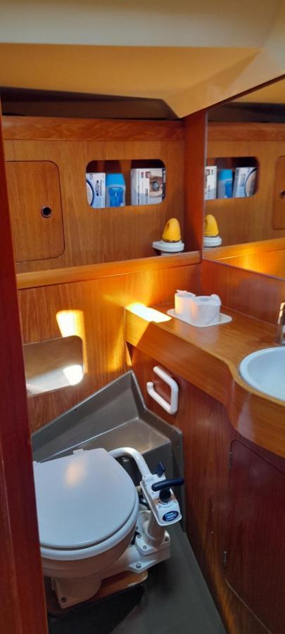 Hotel Bed And Boat Holiday La Spezia Exterior foto